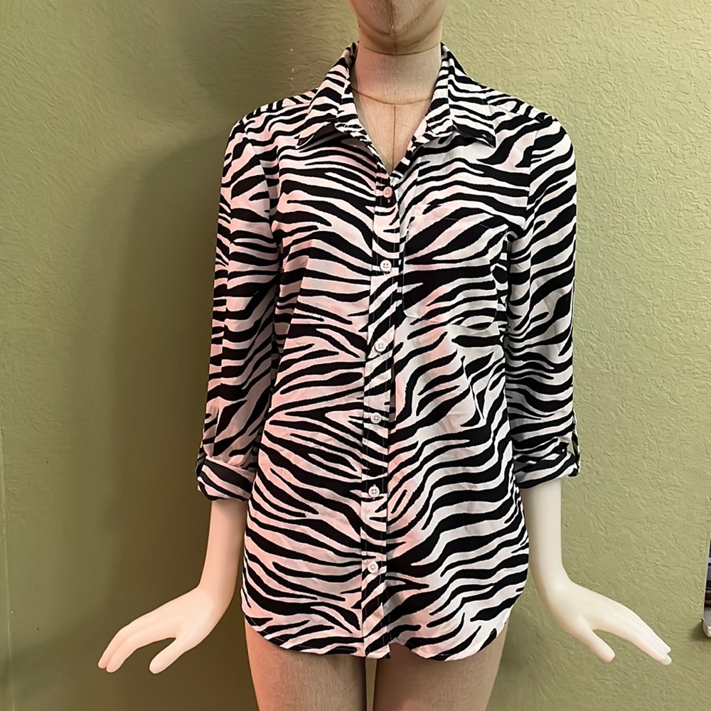 Zebra bottom down shirt